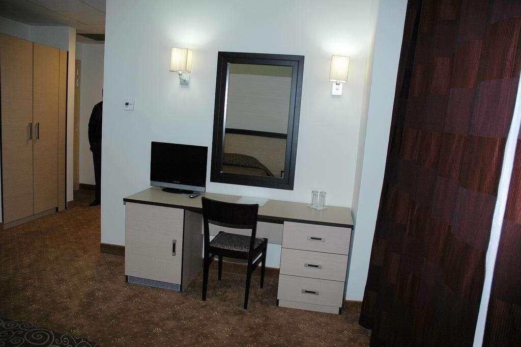 Fieri Hotel Фиер Стая снимка